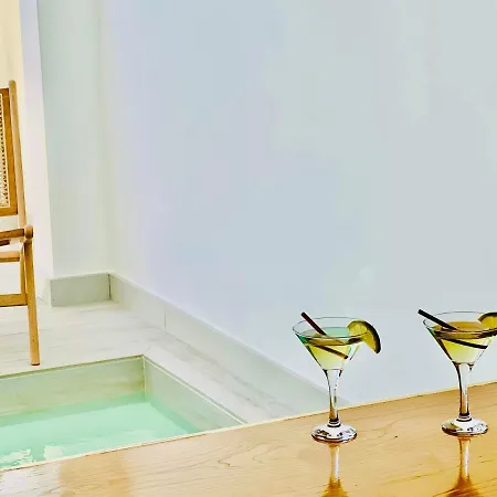 Canaryislandshost L Boya