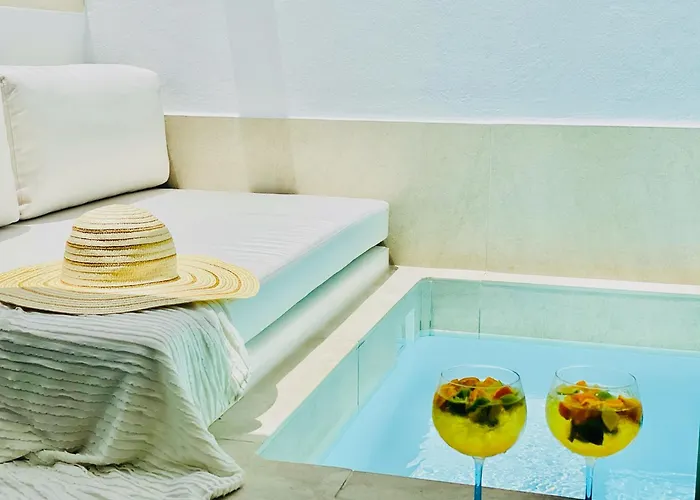 Canaryislandshost L Boya